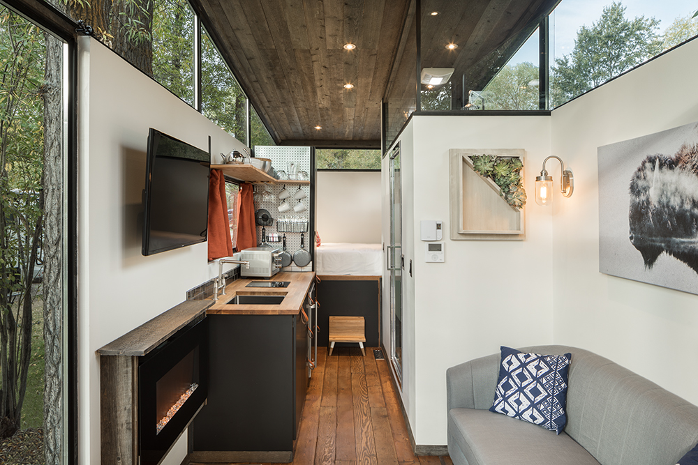 Tiny Homes For Seniors WheelHaus   Krafty Photos Kamphaus 1 